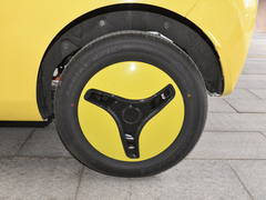 2023款 熊猫mini 200km 小黄鸭限定版 幸运吖