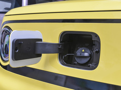 2023款 熊猫mini 200km 小黄鸭限定版 幸运吖