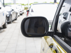 2023款 熊猫mini 200km 小黄鸭限定版 幸运吖
