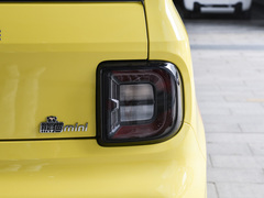 2023款 熊猫mini 200km 小黄鸭限定版 幸运吖
