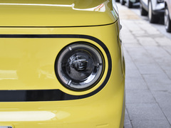 2023款 熊猫mini 200km 小黄鸭限定版 幸运吖