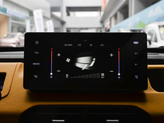 2023款 熊猫mini 200km 小黄鸭限定版 幸运吖