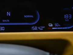 2023款 熊猫mini 200km 小黄鸭限定版 幸运吖