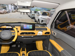 2023款 熊猫mini 200km 小黄鸭限定版 幸运吖