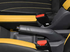 2023款 熊猫mini 200km 小黄鸭限定版 幸运吖