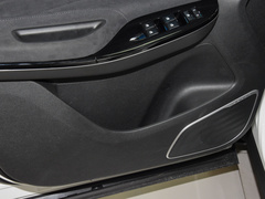2023款 畅享版 1.5T自动尊贵型 7座 