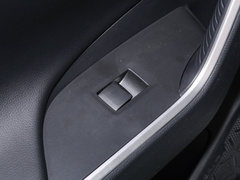 2023款 2.0L CVT两驱风尚版