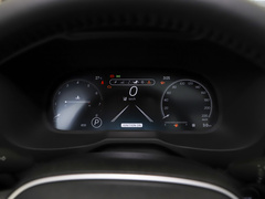 2023款 2.0L CVT两驱风尚Plus版