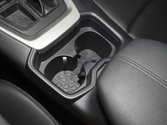 2023款 2.0L CVT两驱风尚Plus版