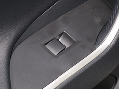2023款 雙擎 2.5L E-CVT兩驅(qū)精英Plus版
