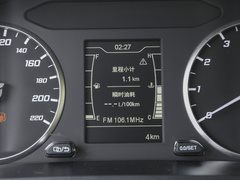 2023款 1.5L 手动时尚型