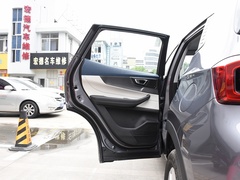 2023款 1.5L 手动时尚型