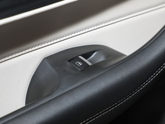 2023款 1.5L CVT豪华型