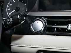 2023款 1.5L CVT豪华型