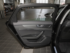 2023款 改款 40 TFSI 豪华致雅型