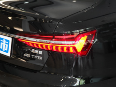 2023款 改款 45 TFSI 臻选动感型