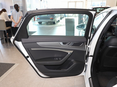 2023款 改款 45 TFSI 臻选动感型