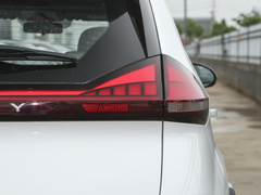 2023款 1.5L CVT时尚版