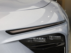 2023款 纯电 520km 后驱版