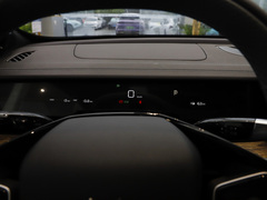2023款 纯电 520km 后驱版