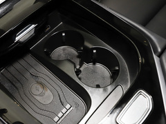 2023款 纯电 520km 后驱版