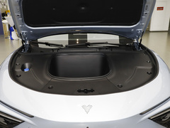 2023款 纯电 520km 后驱版