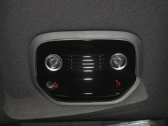 2023款 纯电 520km 后驱版