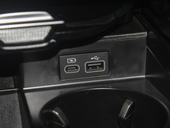 2023款 纯电 520km 后驱版