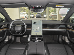 2023款 纯电 520km 后驱版