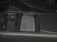 2023款 纯电 520km 后驱版