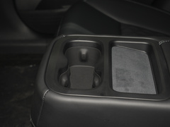 2023款 纯电 520km 后驱版