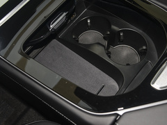 2023款 纯电 520km 后驱版
