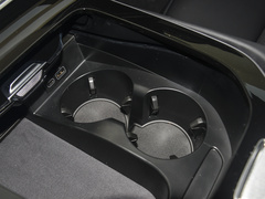 2023款 纯电 520km 后驱版