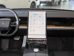 2023款 纯电 520km 后驱Lite版