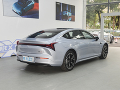 2023款 纯电 520km 后驱Lite版