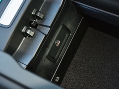 2024款 E 260 L 运动型
