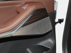 2023款 xDrive 40Li M运动套装