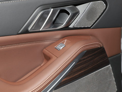 2023款 xDrive 40Li M运动套装