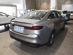 2024款 410KM 豪华型