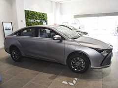 2024款 410KM 豪华型