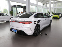 2023款 冠军版 550km 尊贵型