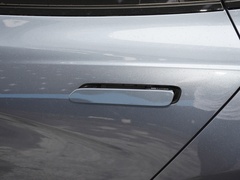 2023款 冠军版 550km 尊贵型