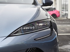 2023款 冠军版 550km 尊贵型