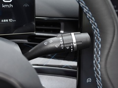 2023款 冠军版 550km 尊贵型