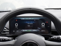 2023款 冠军版 550km 尊贵型
