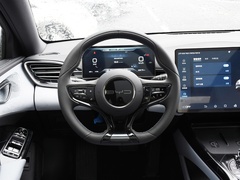 2023款 冠军版 550km 尊贵型