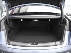 2023款 冠军版 550km 尊贵型