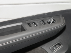 2023款 改款 380TSI 四驱尊崇豪华版
