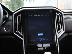 2023款 2.0T 手动柴油四驱精英型大双