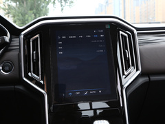 2023款 2.0T 手动柴油四驱精英型大双